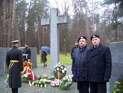 2017-11-19 Karių kapinėse M.K.Čiurlionio g.