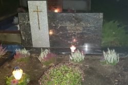 2021-10-31 LKKSS VAS nario Algirdo Antano Smaidrio kapas Antakalnio kapinėse