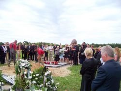 100_6896 2017-07-21 Liepynės kapinėse