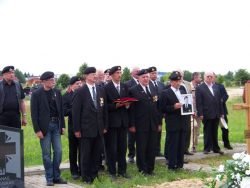 100_6898 2017-07-21 Liepynės kapinėse