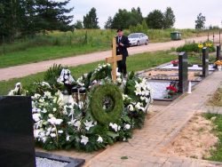100_6912 2017-07-21 Liepynės kapinėse