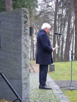 2017-11-19 Karių kapinėse M.K.Čiurlionio g.