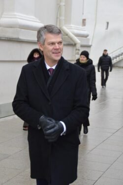2017-11-23 Vilniaus Katedros aikštėje. A.Čiro nuotr.