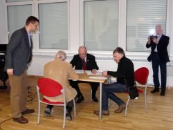 2018-01-21 Balsų skaičiavimo komisijos posėdis dar vis tęsiasi. M.Abaravičiaus nuotr.