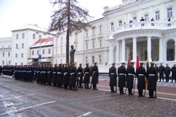 2018-02-16 Aikštėje prie krašto apsaugos ministerijos