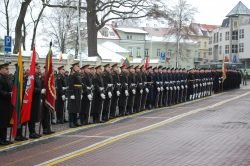 2018-02-16 Aikštėje prie krašto apsaugos ministerijos. A.Čiro nuotr.