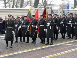 2018-02-16 Aikštėje prie krašto apsaugos ministerijos. M.Abaravičiaus nuotr.