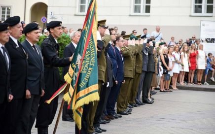2018-07-26 Pirmojo karininko laipsnio suteikimo ceremonija S.Daukanto aikštėje Vilniuje.