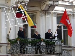 2019-02-16 Prie Lietuvos nepriklausomybės signatarų namų. M.Abaravičiaus nuotr.