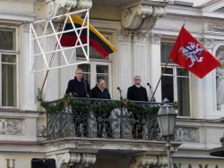 2019-02-16 Prie Lietuvos nepriklausomybės signatarų namų. M.Abaravičiaus nuotr.