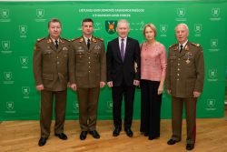 2019-11-20 Vilniaus įgulos karininkų ramovėje. gr. M.Lysenko nuotr. (Sausumos pajėgos, Facebook)