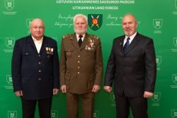 2019-11-20 Vilniaus įgulos karininkų ramovėje. gr. M.Lysenko nuotr. (Sausumos pajėgos, Facebook)