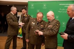 2019-11-20 Vilniaus įgulos karininkų ramovėje. gr. M.Lysenko nuotr. (Sausumos pajėgos, Facebook)