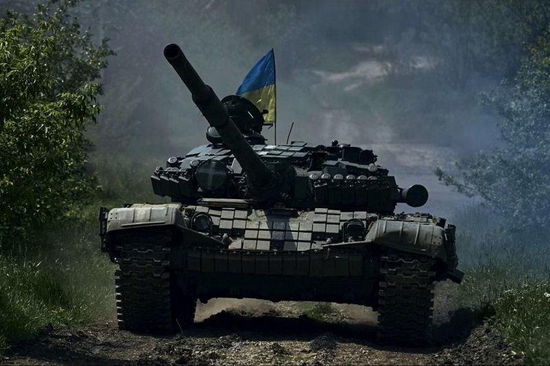 Kas vyksta Ukrainos pietiniame fronte – bataliono „Aidar“ veteranas E. Dykyj