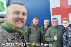 2023-10-23 Susitikome su Rusijos-Ukrainos karo veteranu, karo kapelionu Oleksiy Sokil, su kuriuo ne kartą buvome susitikę ir Lietuvoje. Romo Eidukevičiaus nuotr.
