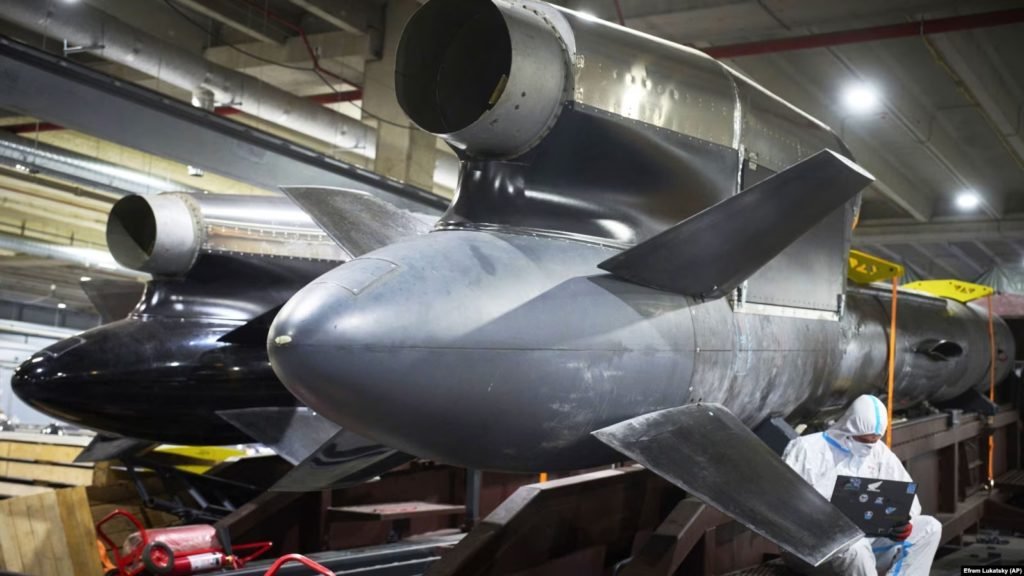 Naujos detalės. Balistinės raketos energetikai smogė viena po kitos