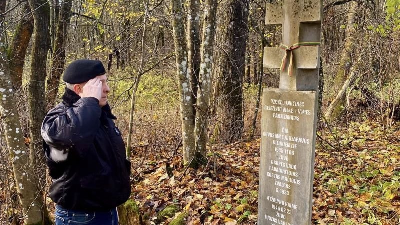 Kur tyliai ilsisi istorijos atgarsiai ir partizanų garbė