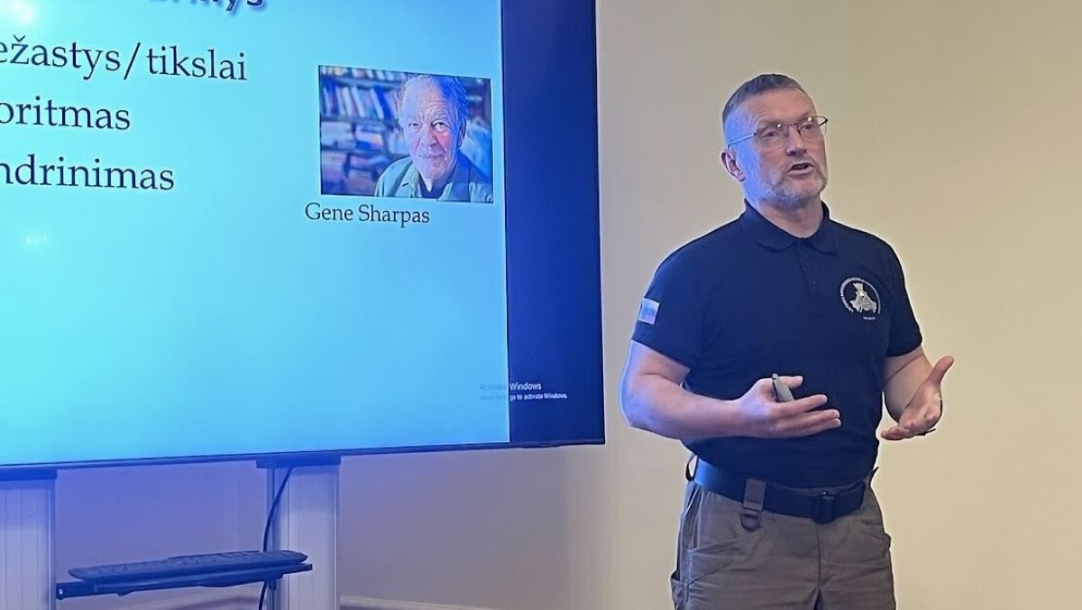 „Visi gali nukentėti, net kolaborantai“: kodėl ir kaip turime ruoštis dienai X?