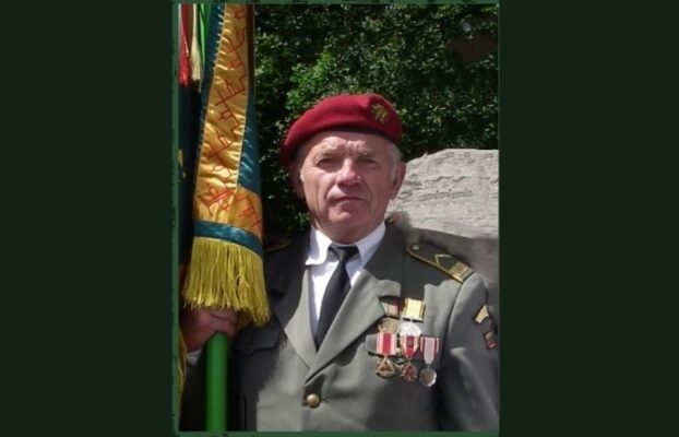 Atsisveikinkime su mirusiu bendražygiu